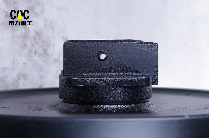 High Quality EX200 Excavator Idler EX200-2 EX200-3 9143400 excavator carrying idler