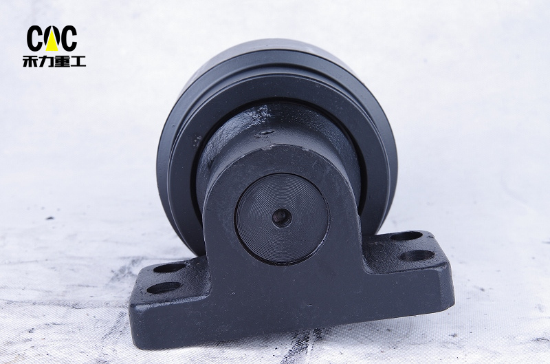EX200 CARRIER ROLLER (5)