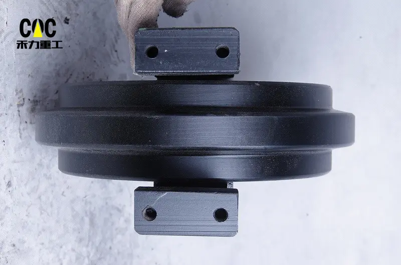 OEM/ODM Factory Idler Assy Excavator - Hot selling EX40 EX55 ZX55 idler 9133370 9106673 small front idler excavator idler wheel – Heli detail pictures
