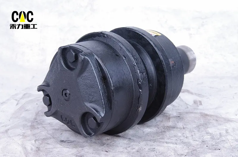 PC200 CARRIER ROLLER (1)