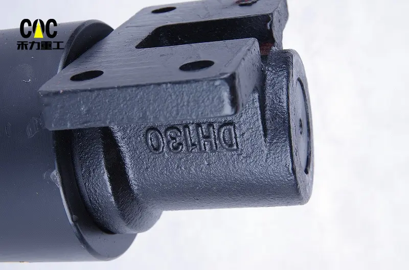 High Quality Top Roller - Undercarriage Parts DH130 DH150 Excavator Track Carrier Roller Top Roller – Heli detail pictures