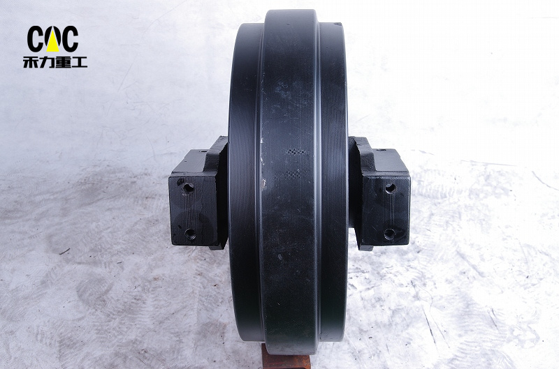 PC200 IDLER (1)