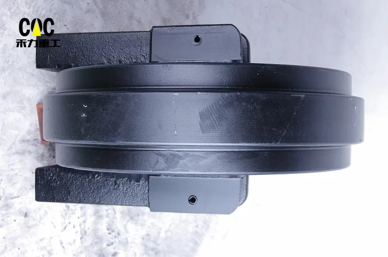 2021 High quality Undercarriage Idler - ihi front track idler assy for mini excavator jcb wheel bulldozer parts rubber CAT idler E324 – Heli detail pictures