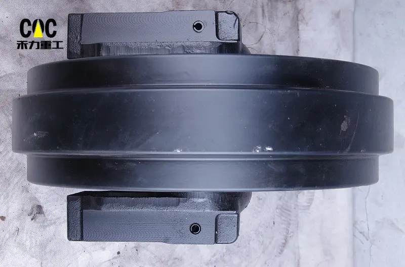 High Quality Excavator PC200 PC210 PC220 PC240 PC300 Track Adjuster PC220-6 Front Idler Assy