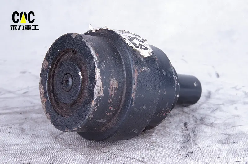 High Quality Construction Machinery Parts Carrier Roller Upper roller Top roller R80