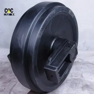 High Quality Excavator PC200 PC210 PC220 PC240 PC300 Track Adjuster PC220-6 Front Idler Assy